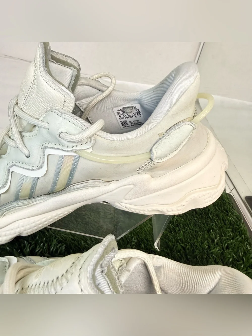 adidas Wmns Ozweego 'Off-White Gum'